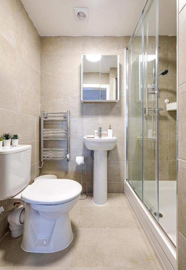 Stunning 1 Bed Apartment In The Heart Of Stockport Exterior foto